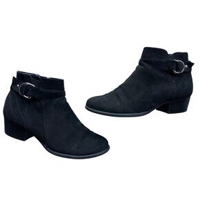 Unisa Black Ankle Boots Side Zipper Silver Hardware Faux Suede Unpiera Size 7.5